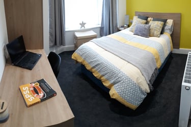 5 bed house, Gresham road, Near university, Middlesbrough, TS14LL - Image 2